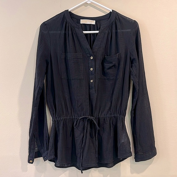 š„Michael Kors Black Button-Up Topš„ - Picture 1 of 6